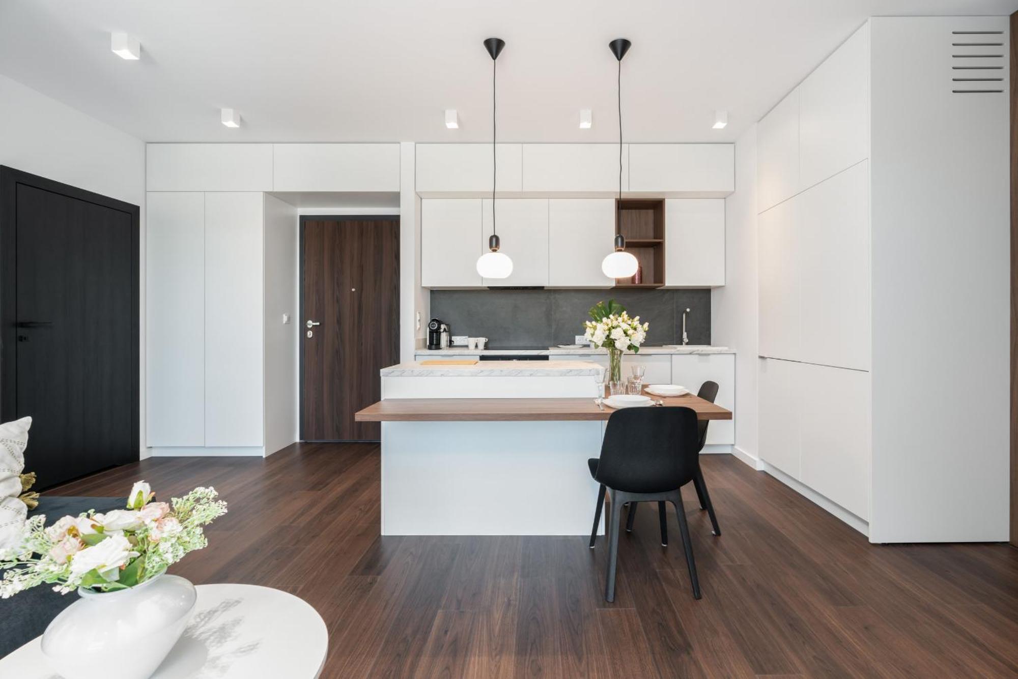 פוזנן Stylish & Comfy Garbary Apartments With Parking By Noclegi Renters מראה חיצוני תמונה