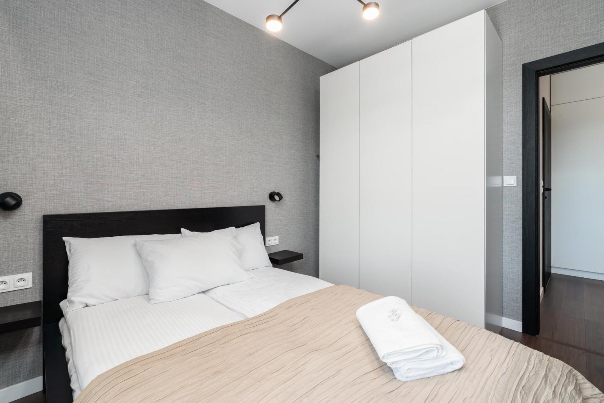 פוזנן Stylish & Comfy Garbary Apartments With Parking By Noclegi Renters מראה חיצוני תמונה