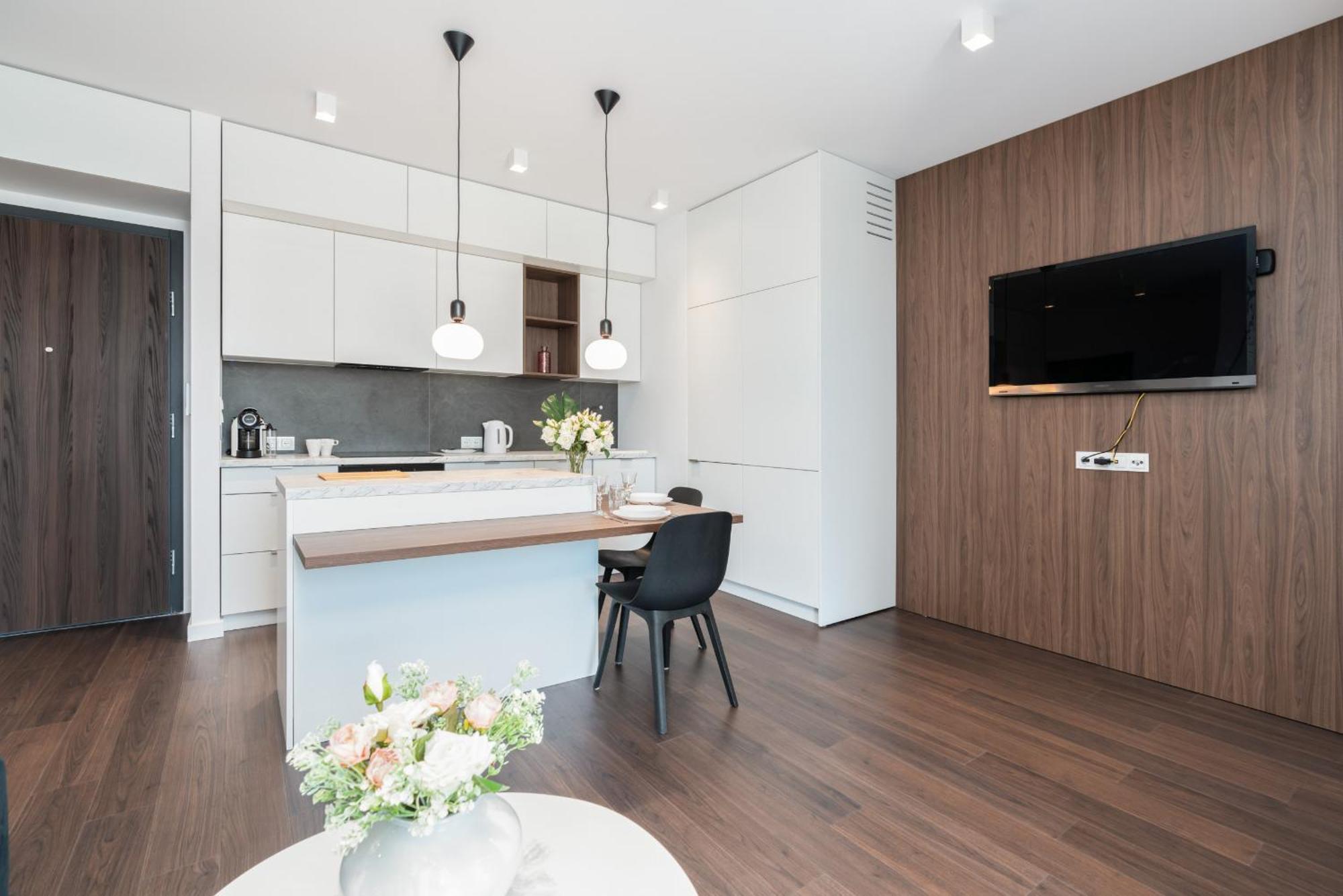 פוזנן Stylish & Comfy Garbary Apartments With Parking By Noclegi Renters מראה חיצוני תמונה