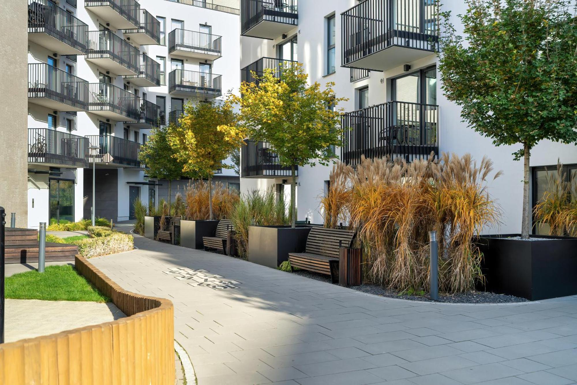 פוזנן Stylish & Comfy Garbary Apartments With Parking By Noclegi Renters מראה חיצוני תמונה